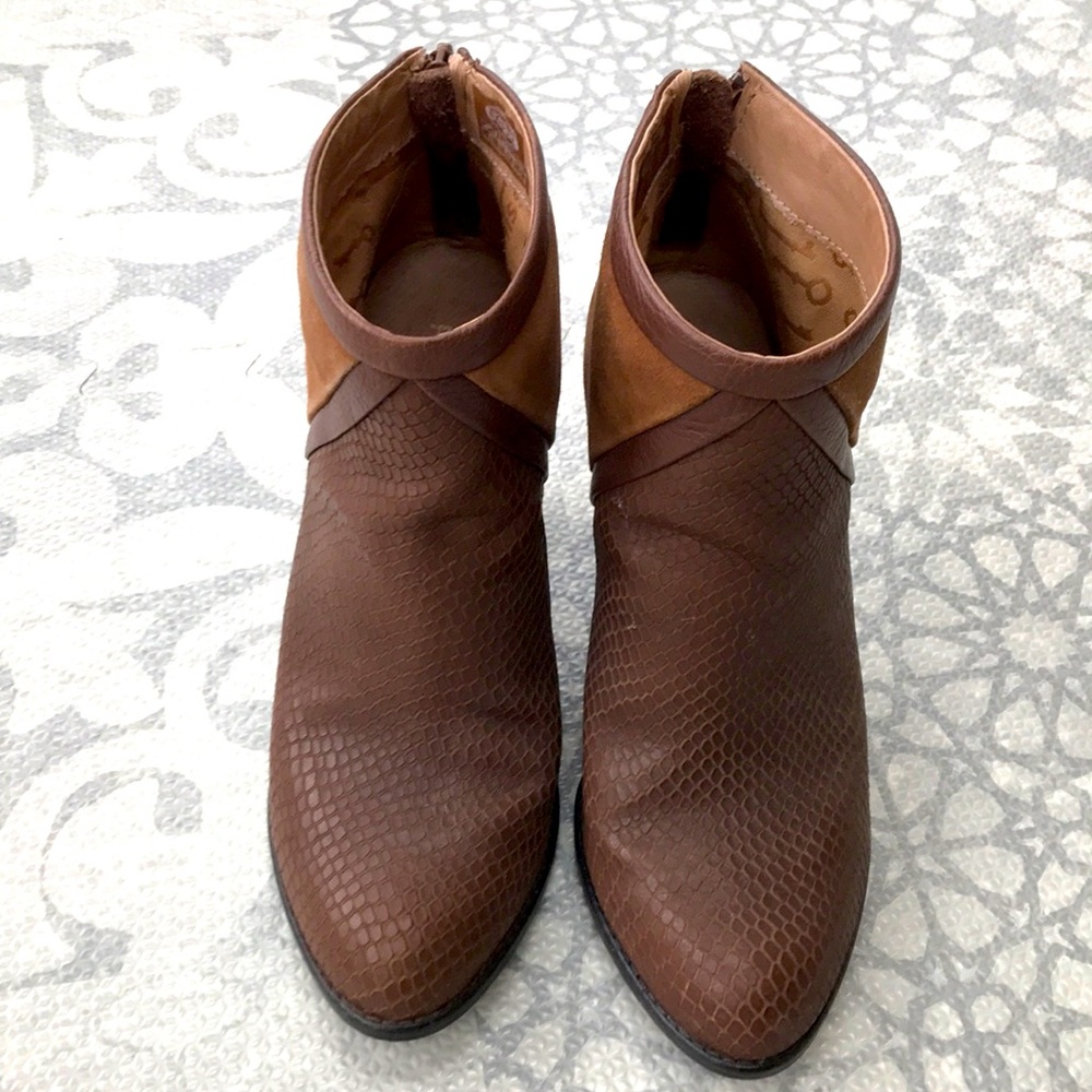 Brown ankle boots